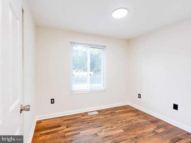 5602 EAGLE ST, Capitol Heights, MD 20743