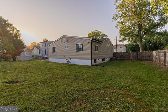 5602 EAGLE ST, Capitol Heights, MD 20743