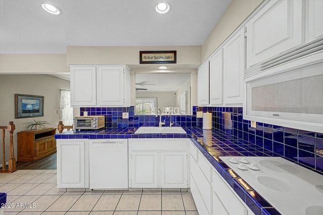 10606 W CAMPANA Drive, Sun City, AZ 85351