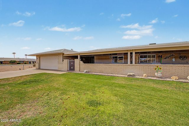 10606 W CAMPANA Drive, Sun City, AZ 85351