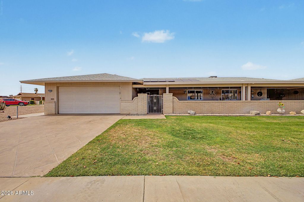 10606 W CAMPANA Drive, Sun City, AZ 85351 — photo 2