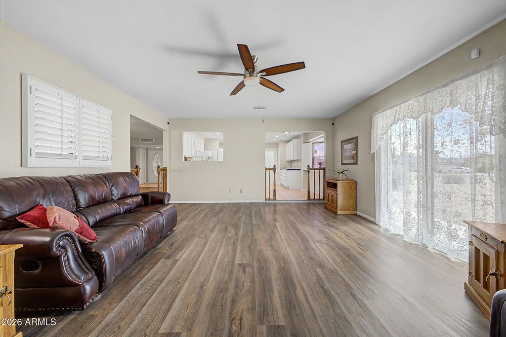 10606 W CAMPANA Drive, Sun City, AZ 85351 — photo 5