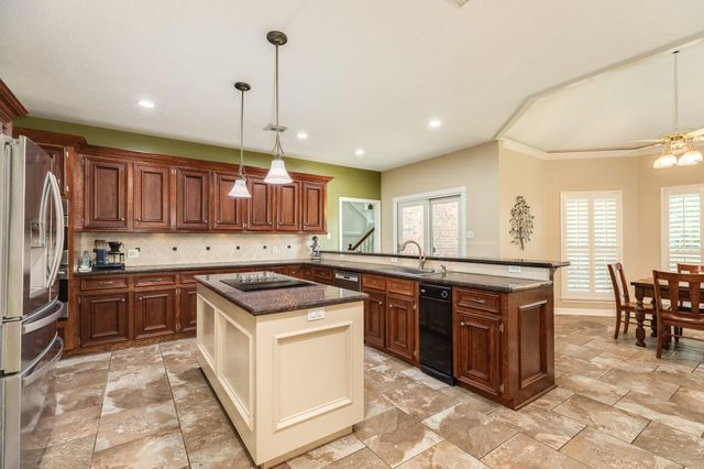 14618 Sandy Creek Drive, Houston, TX 77070