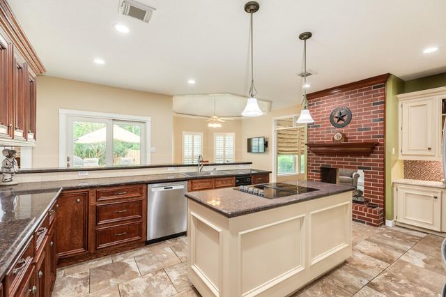 14618 Sandy Creek Drive, Houston, TX 77070