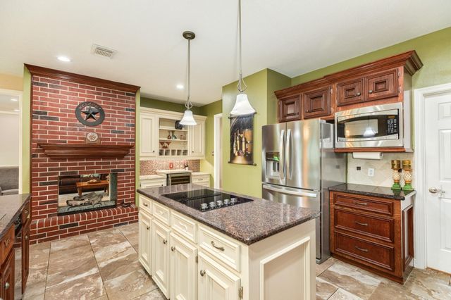 14618 Sandy Creek Drive, Houston, TX 77070