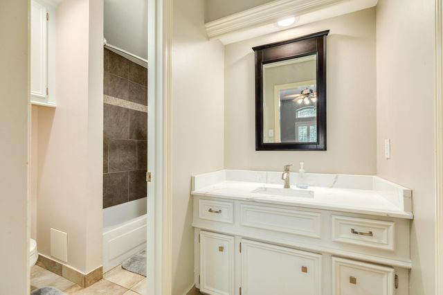 14618 Sandy Creek Drive, Houston, TX 77070