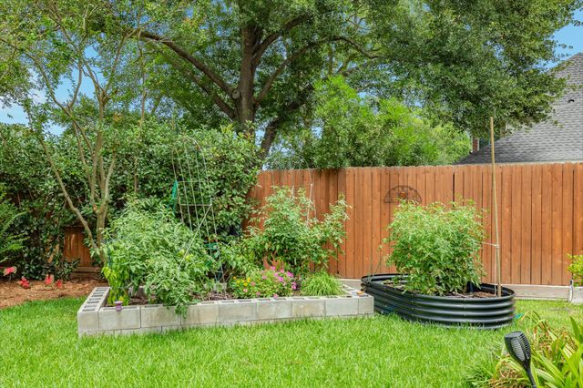 14618 Sandy Creek Drive, Houston, TX 77070