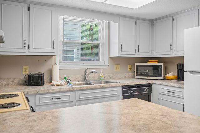 1807 Hillside Dr. S, North Myrtle Beach, SC 29582
