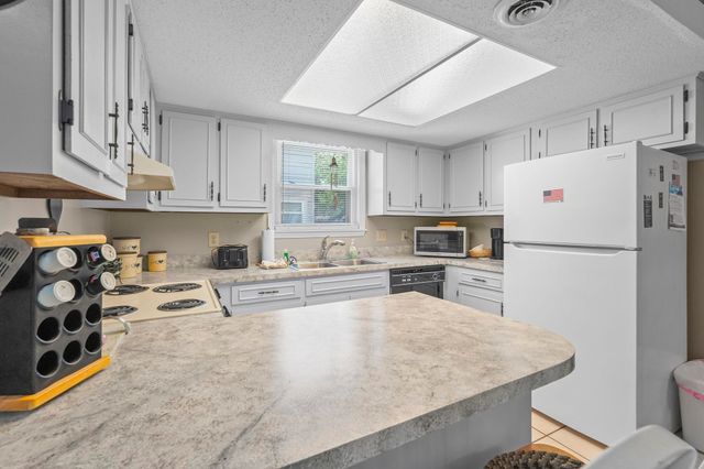 1807 Hillside Dr. S, North Myrtle Beach, SC 29582