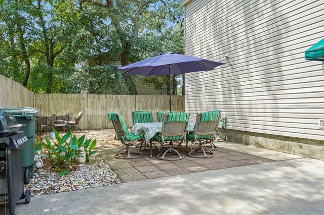 1807 Hillside Dr. S, North Myrtle Beach, SC 29582