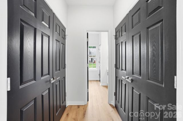3625 Bullard Street, Charlotte, NC 28208