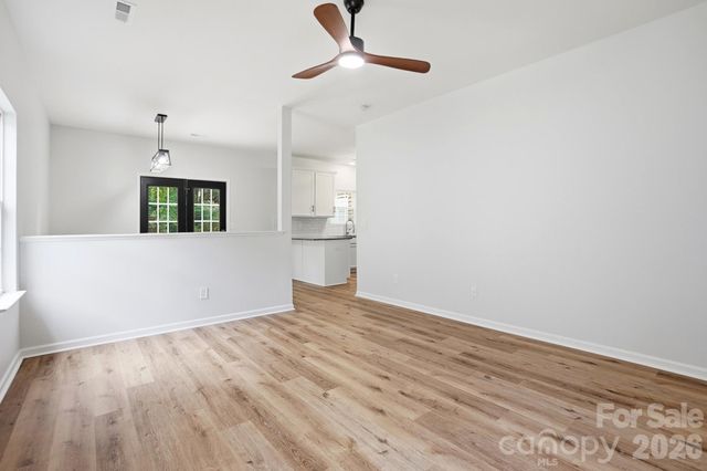 3625 Bullard Street, Charlotte, NC 28208