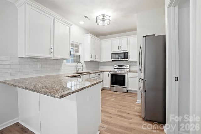 3625 Bullard Street, Charlotte, NC 28208