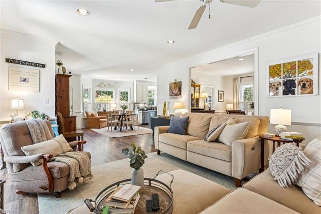 4 Canter CT, Newport News, VA 23602