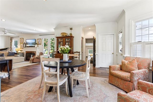 4 Canter CT, Newport News, VA 23602