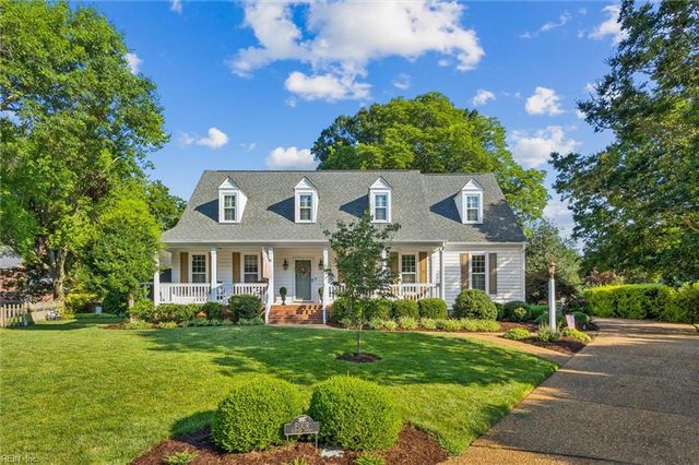 4 Canter CT, Newport News, VA 23602