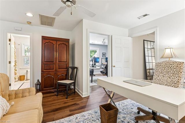 4 Canter CT, Newport News, VA 23602