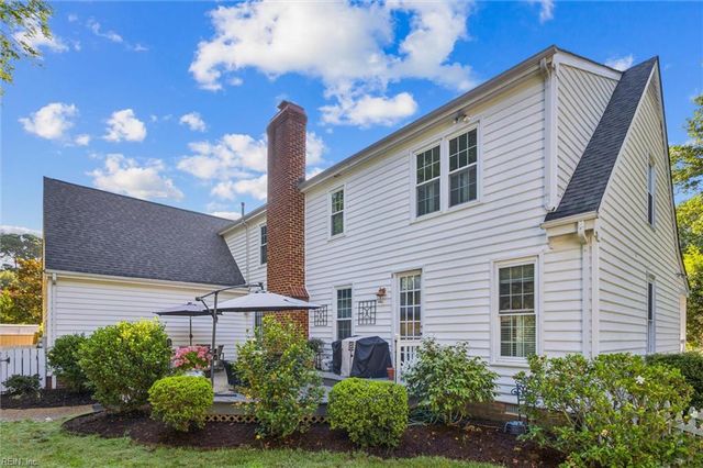 4 Canter CT, Newport News, VA 23602