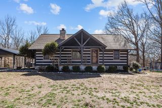6205 Flatwoods Rd, Camden, TN 38320