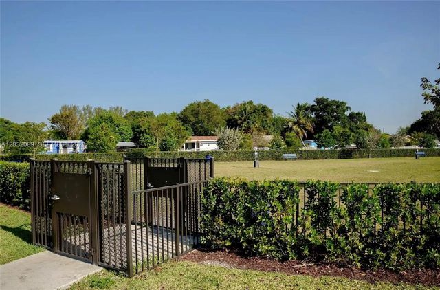 12688 NW 23rd Pl, Miami, FL 33167