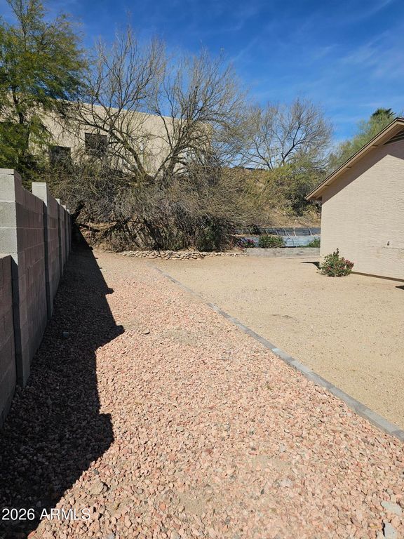 Image 10 of property listing at 830 W AMERICA Street, Wickenburg, AZ 85390