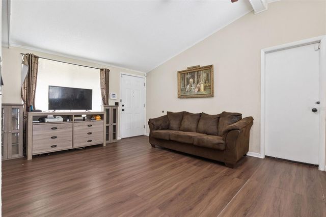25 W THRUSH STREET, Apopka, FL 32712