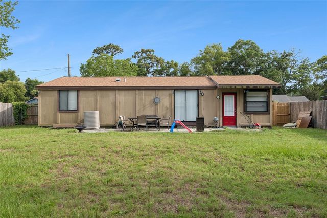 25 W THRUSH STREET, Apopka, FL 32712
