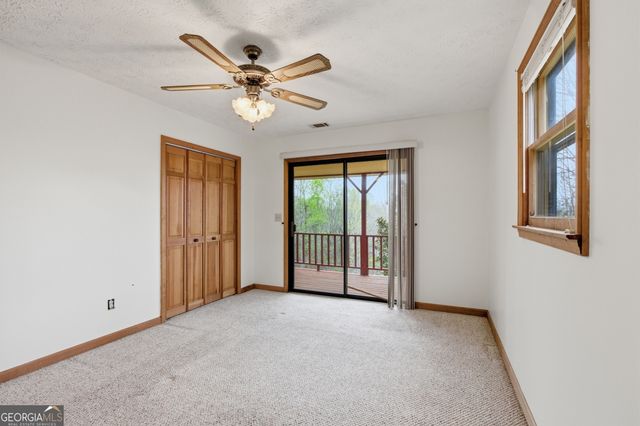 143 Copperhead Road, Cornelia, GA 30531