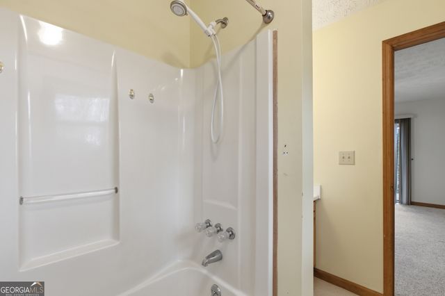 143 Copperhead Road, Cornelia, GA 30531