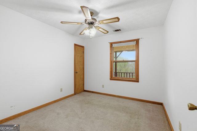 143 Copperhead Road, Cornelia, GA 30531