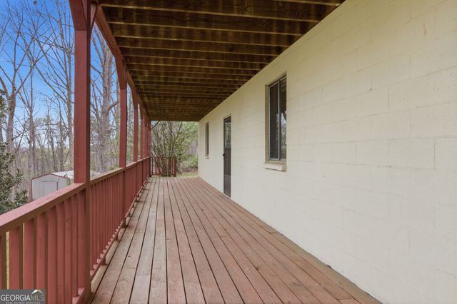 143 Copperhead Road, Cornelia, GA 30531