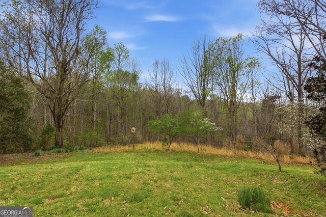 143 Copperhead Road, Cornelia, GA 30531