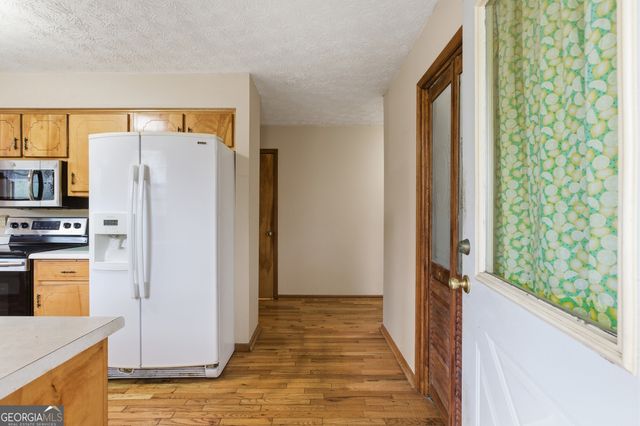 143 Copperhead Road, Cornelia, GA 30531