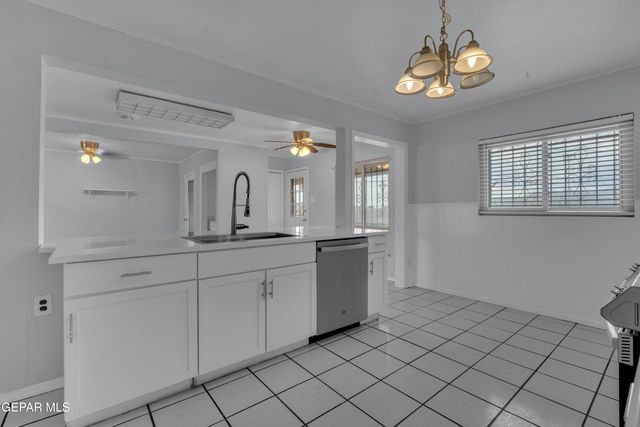 8101 VIOLET Way, El Paso, TX 79925