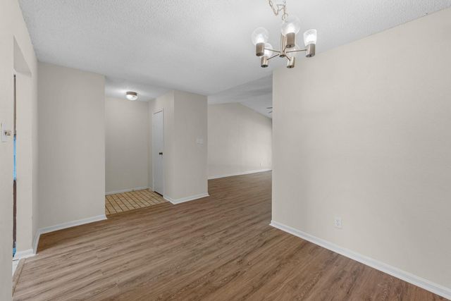 2120 El Paseo Street 2708, Houston, TX 77054