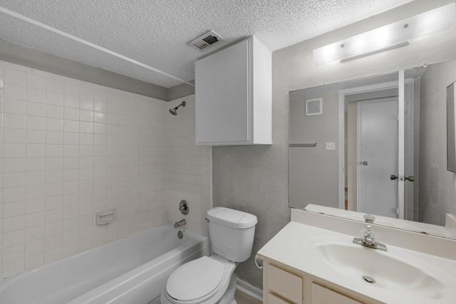 2120 El Paseo Street 2708, Houston, TX 77054