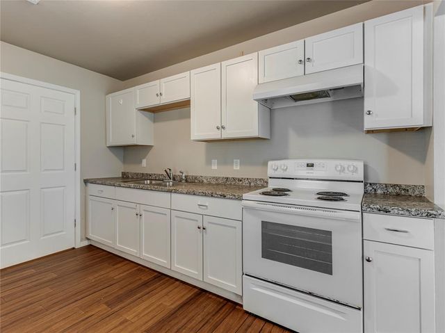 10303 Saint Patrick Drive, Midwest City, OK 73130