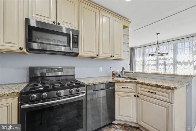 8512 FRONTENAC ST, Philadelphia, PA 19152