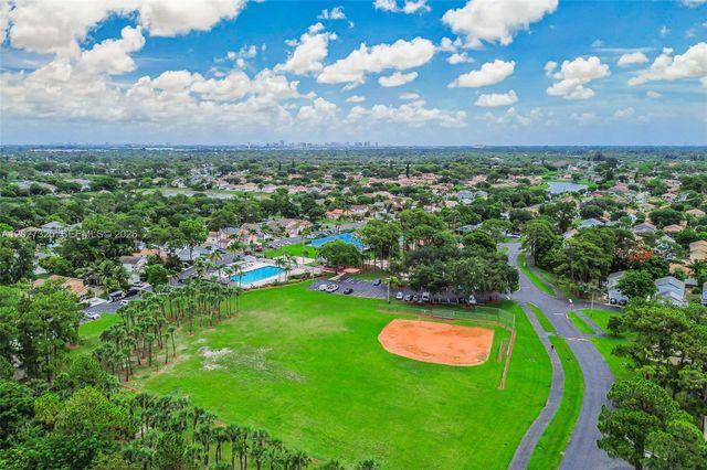 6188 Azalea Cir, West Palm Beach, FL 33415