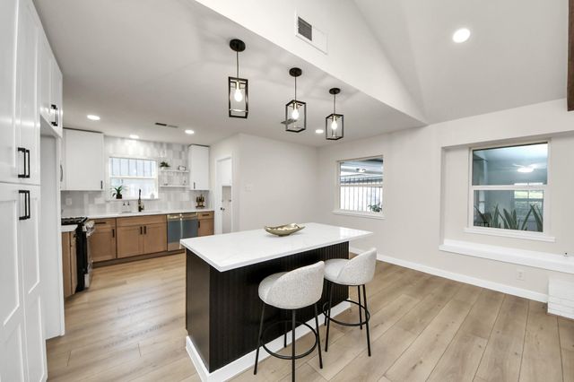 4830 Omeara Drive, Houston, TX 77035