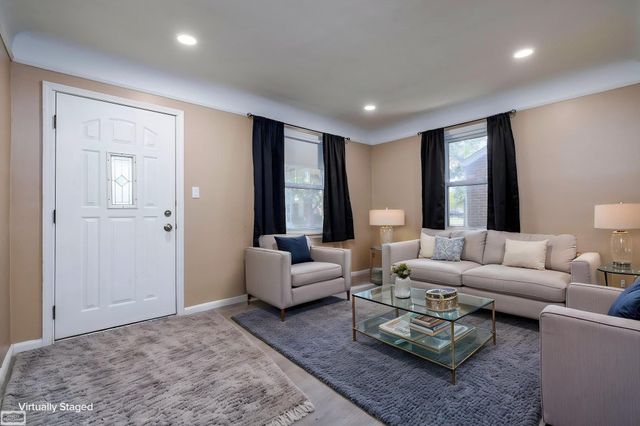 22331 Harper Lake Avenue, Saint Clair Shores, MI 48080