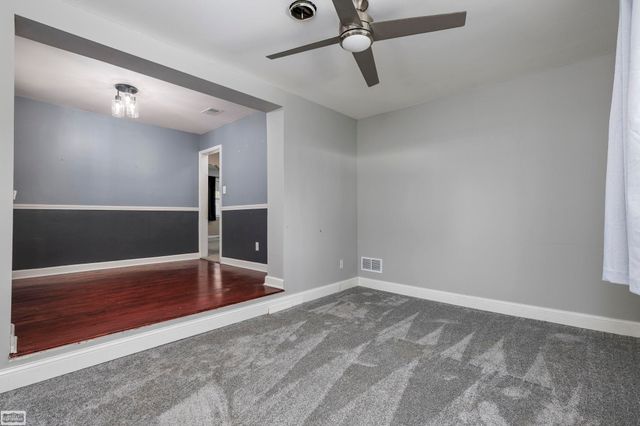 22331 Harper Lake Avenue, Saint Clair Shores, MI 48080