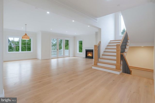 6012 SONOMA RD, Bethesda, MD 20817