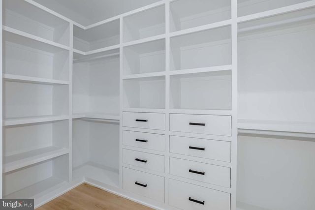 6012 SONOMA RD, Bethesda, MD 20817