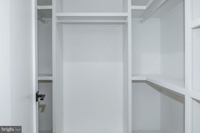 6012 SONOMA RD, Bethesda, MD 20817