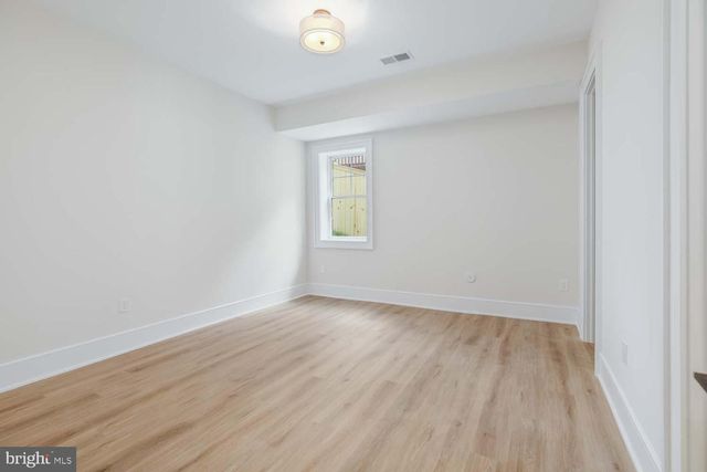 6012 SONOMA RD, Bethesda, MD 20817