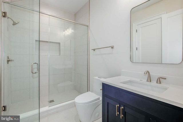 6012 SONOMA RD, Bethesda, MD 20817