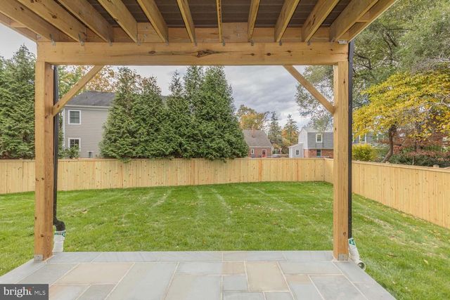 6012 SONOMA RD, Bethesda, MD 20817