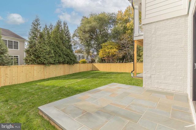 6012 SONOMA RD, Bethesda, MD 20817