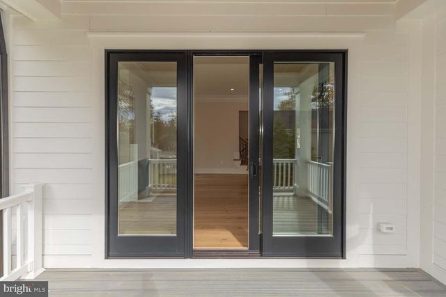 6012 SONOMA RD, Bethesda, MD 20817